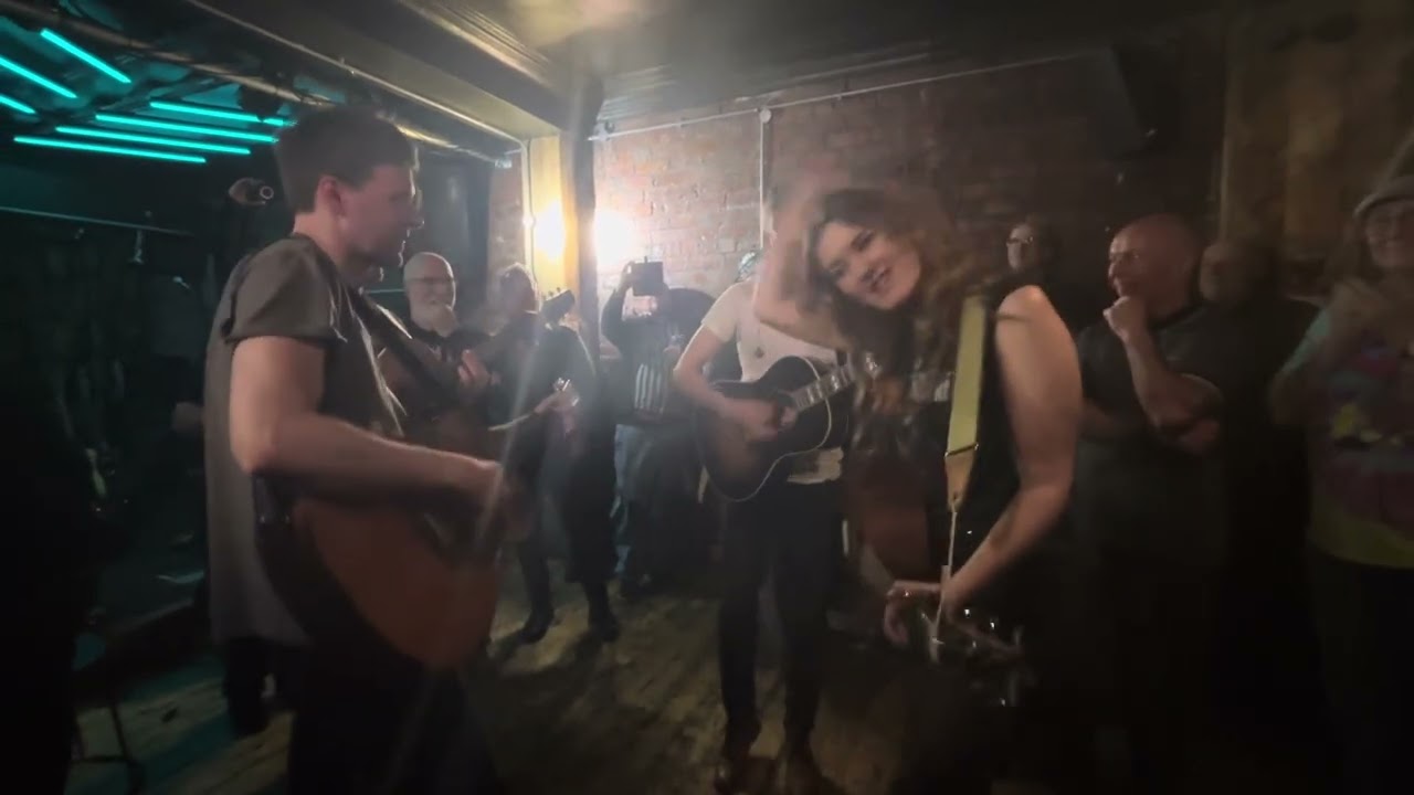 Kirsten Adamson & The Tanagers - Live, Love, Cry (33 Oldham St - Manchester - 4.10.25)