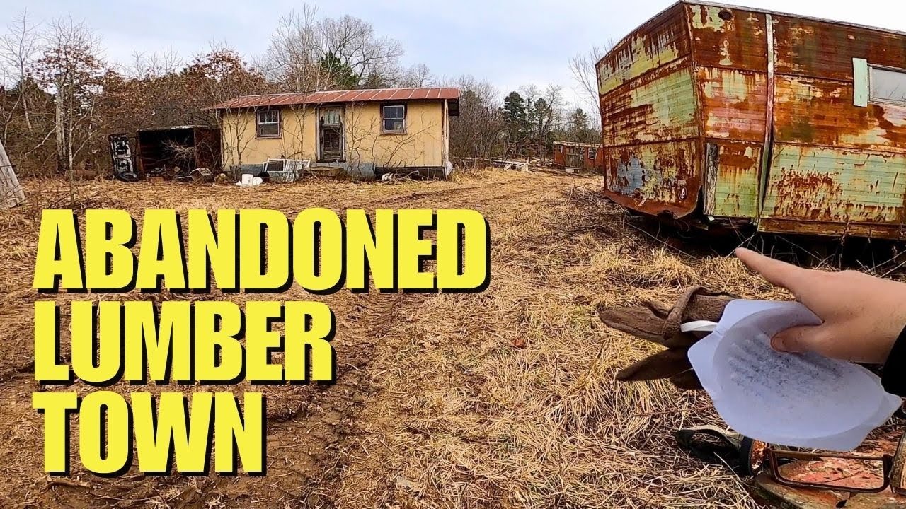 Exploring This Abandoned Ozark Town