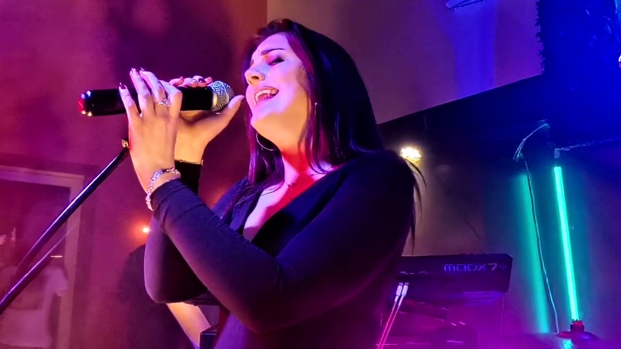 Reggae Surprise - Souvenir live au Cheval Blanc 