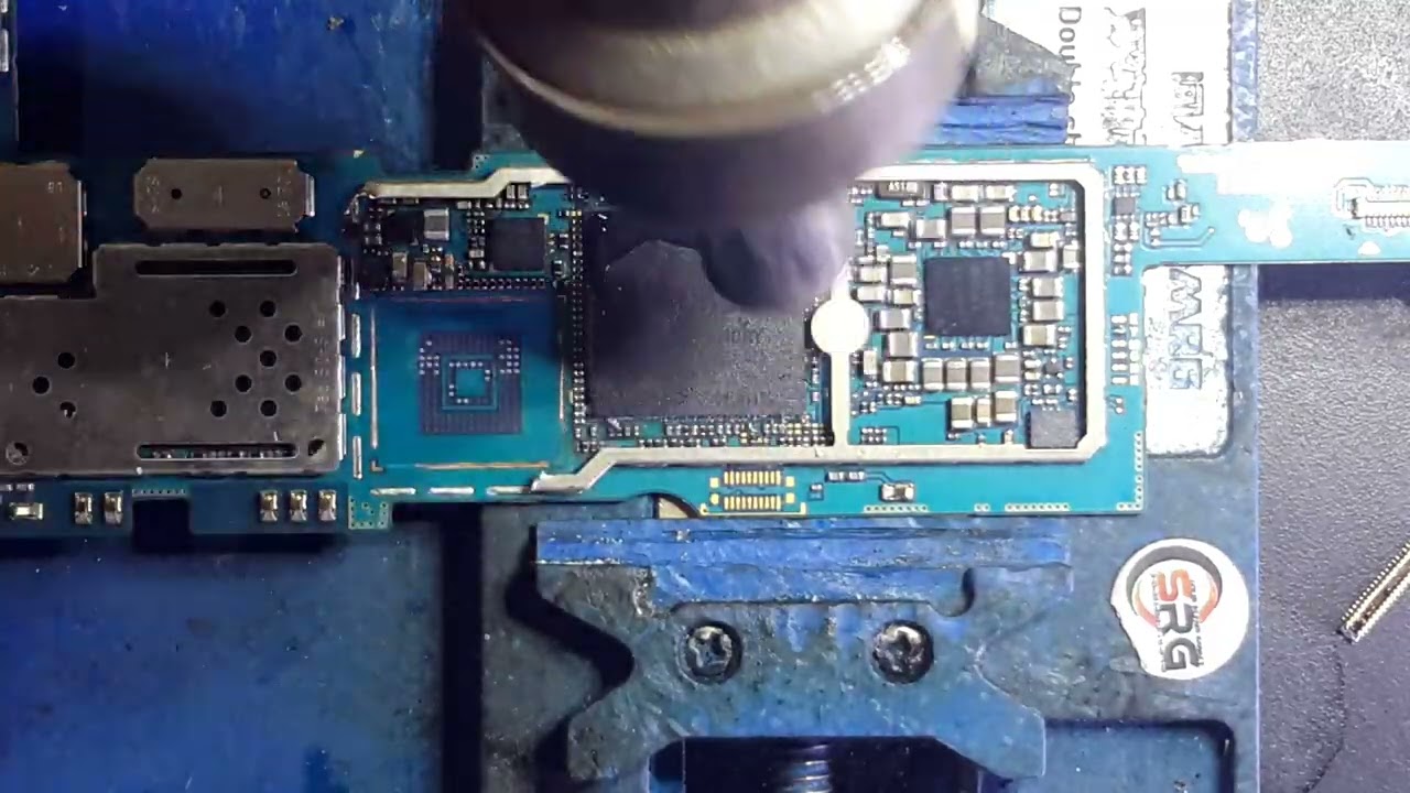 CARA MELEPAS CPU YANG DI LEM PUTIH