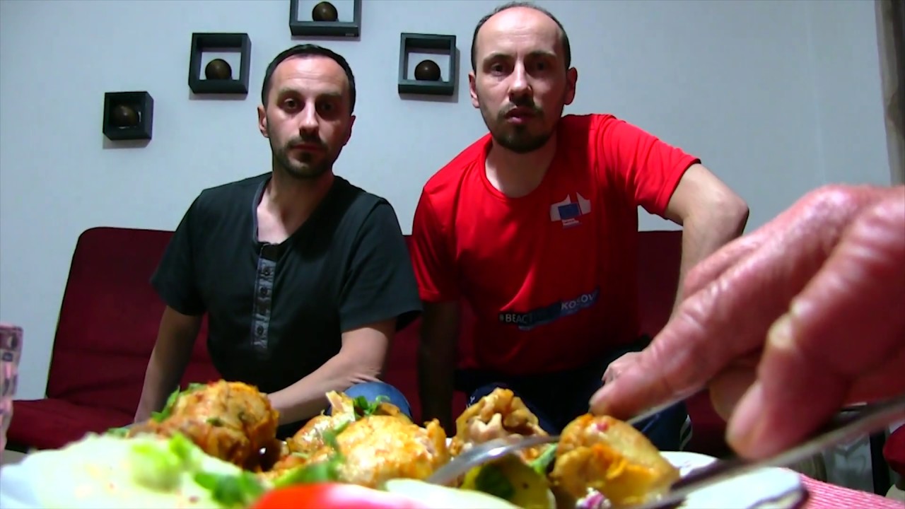 Ue Ue Show - Kur nuk t'lutin per buk 2