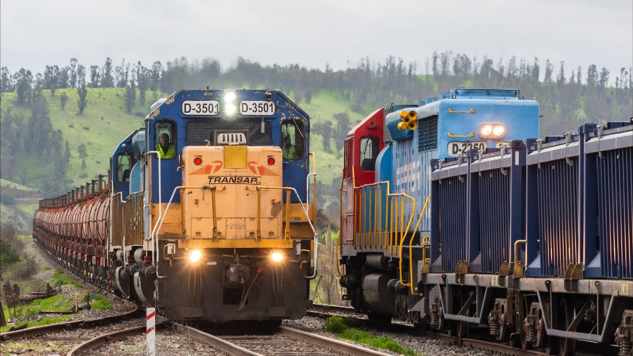 FEPASA / Servicio AngloAmerican, cobre Las Blancas - Barrancas con locomotora D-2350