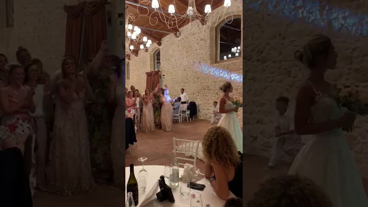Lancio del bouquet con... SORPRESA(proposta di matrimonio) 💍🥰😍🤩