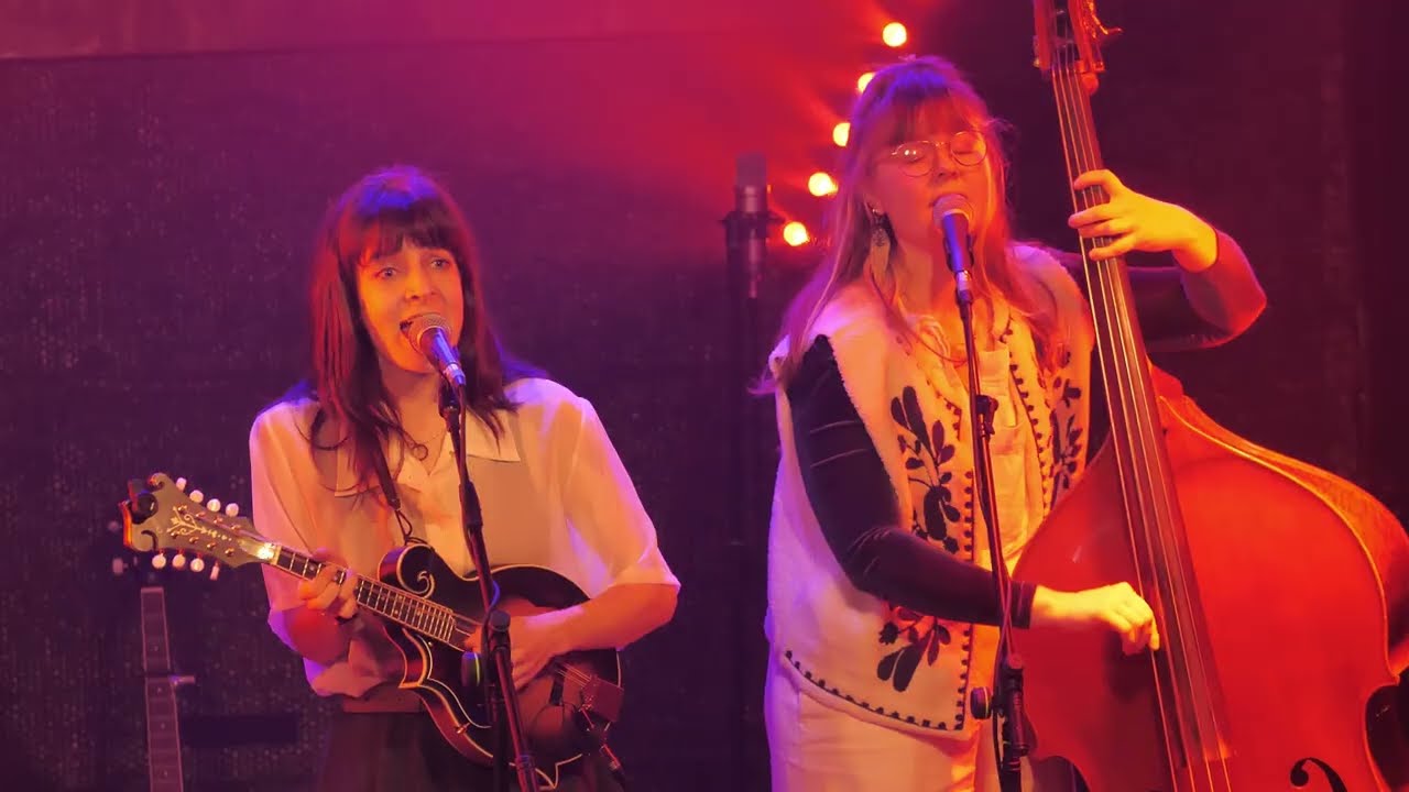 Karoline & the Free Folks