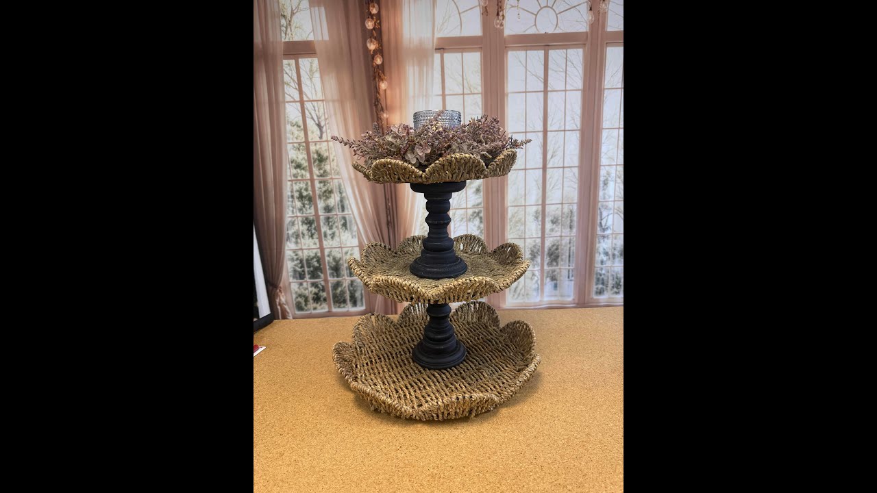 Making A Three-Tiered Tray Out Of Woven Seagrass Trays