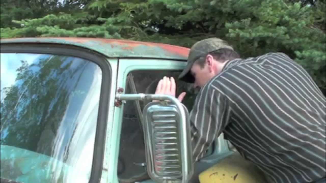 Sam & Nutty and the Ford Unibody Truck