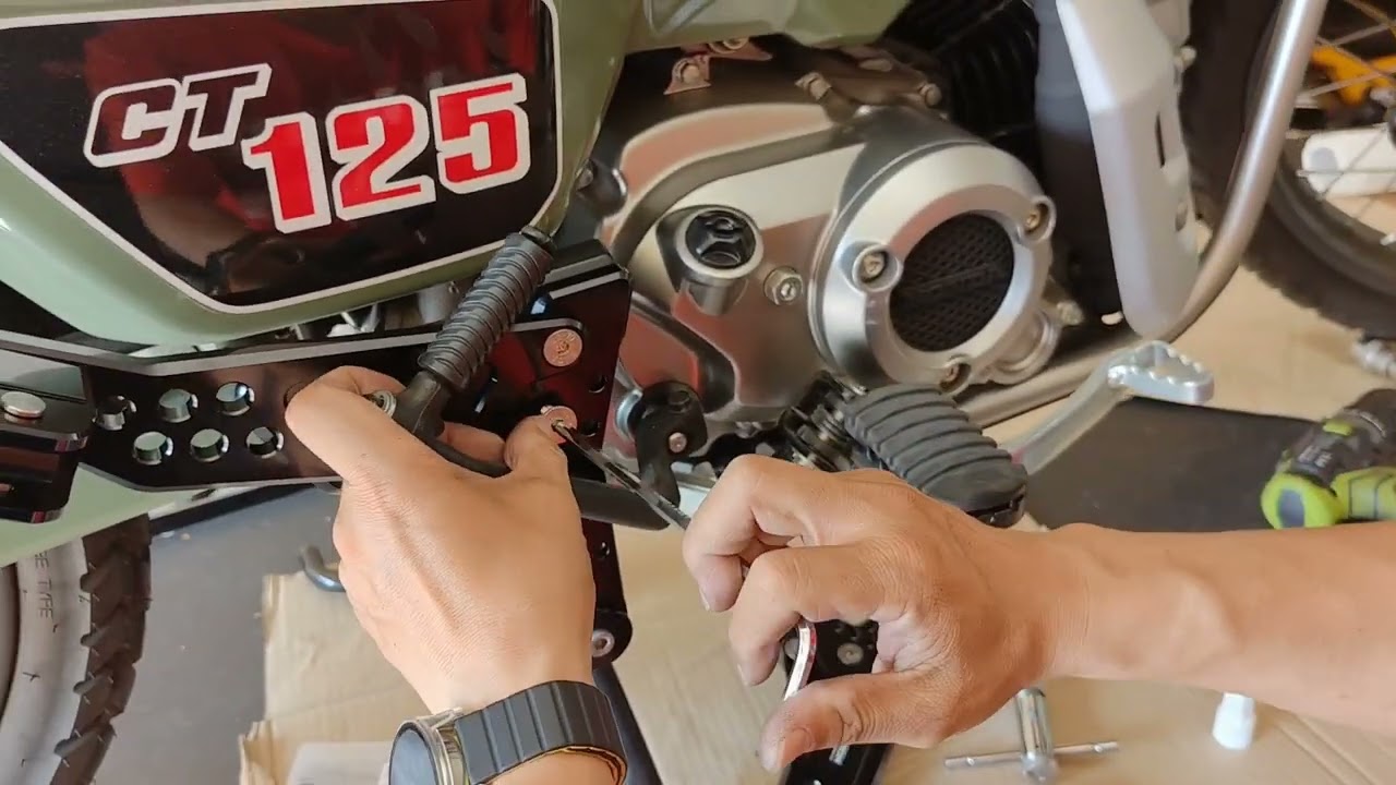 CT125 rear footrest install ,CT125 後腳踏安裝說明