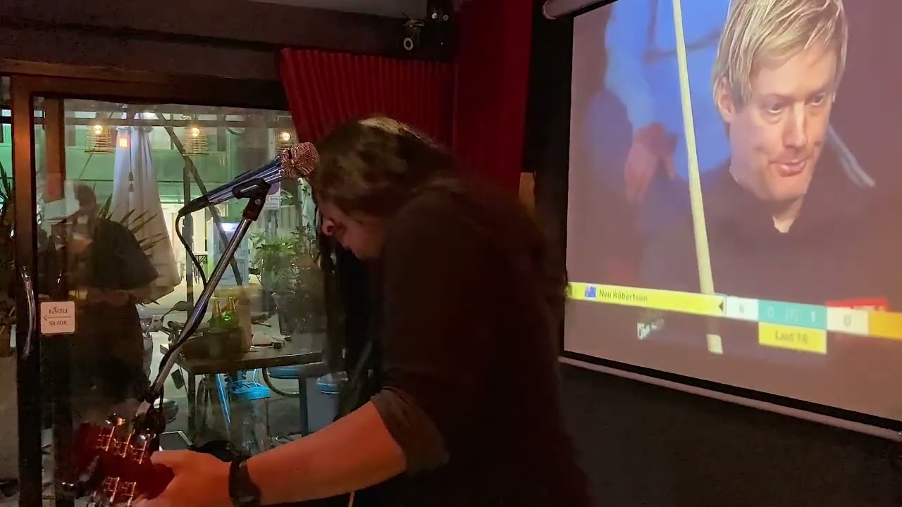 Lucky’s Bowie cover live from Rewind. Lucky plays live every Thursday from 9:30pm. 