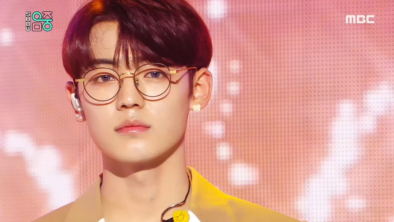 [쇼! 음악중심] 준,동훈,찬 of A.C.E -첫사랑 (Jun,Donghun,Chan of A.C.E -First love) 20200418