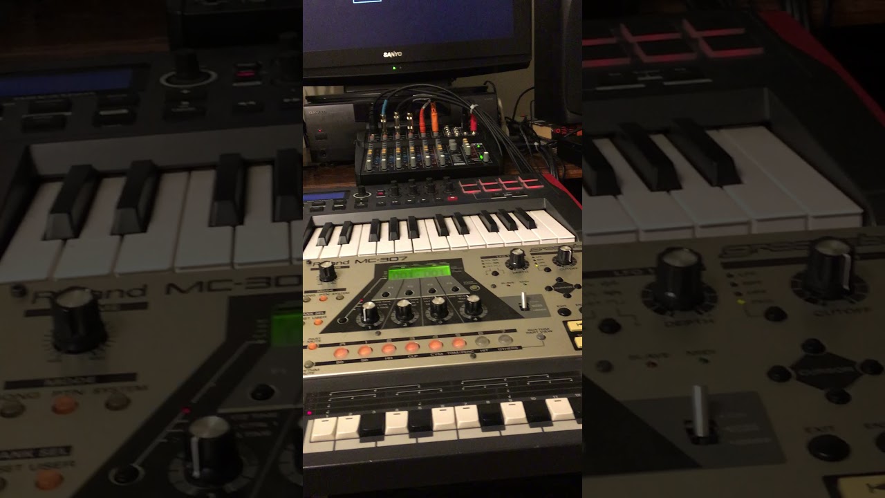 Midi sequencing with the Roland MC-307