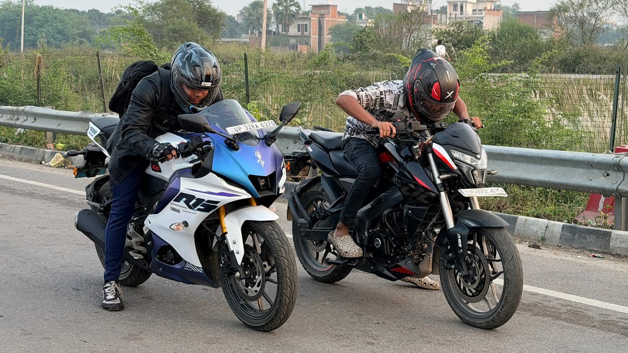 2025 YAMAHA R15V4 VS PULSAR NS200 – Who Dominates the Streets in 2025? | Ab Pulsar me Dum Nahi Raha