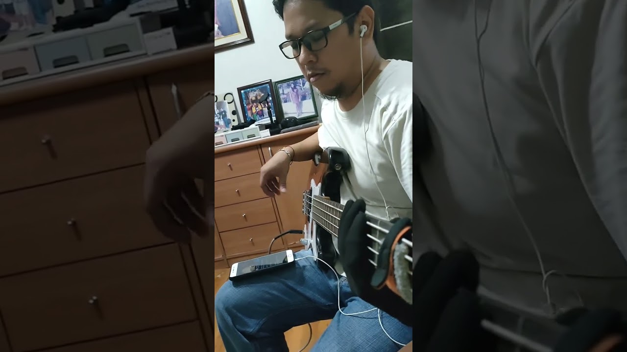 Among Us - Hide N Seek (4-string Bass Cover)