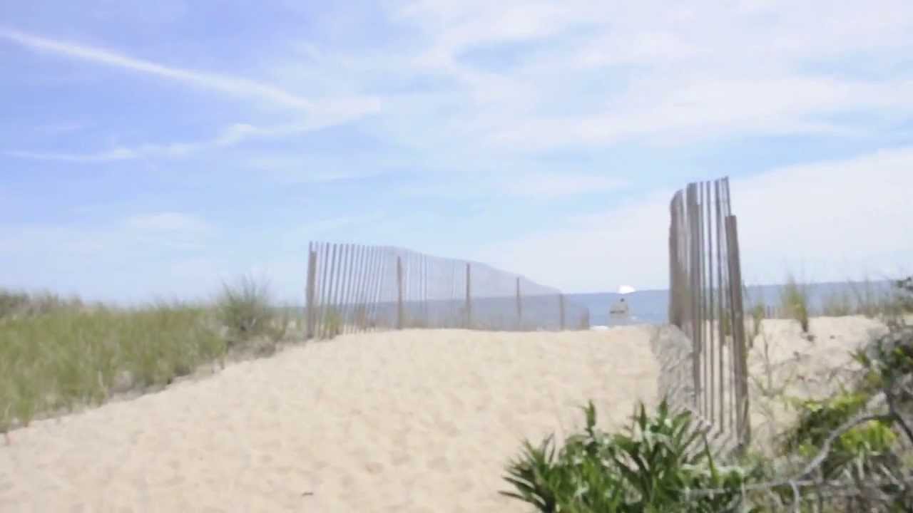 A walk to Georgica beach from Grey Gardens