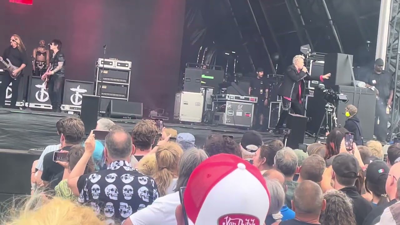 Billy Idol - Eyes Without A Face. Forever Now Festival, Milton Keynes Bowl 22 June 2025