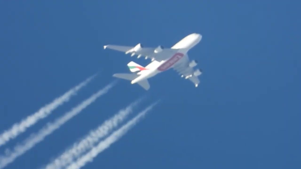İstanbul Dubai seferini yapan Emirates A380 Ankara semalarında  #