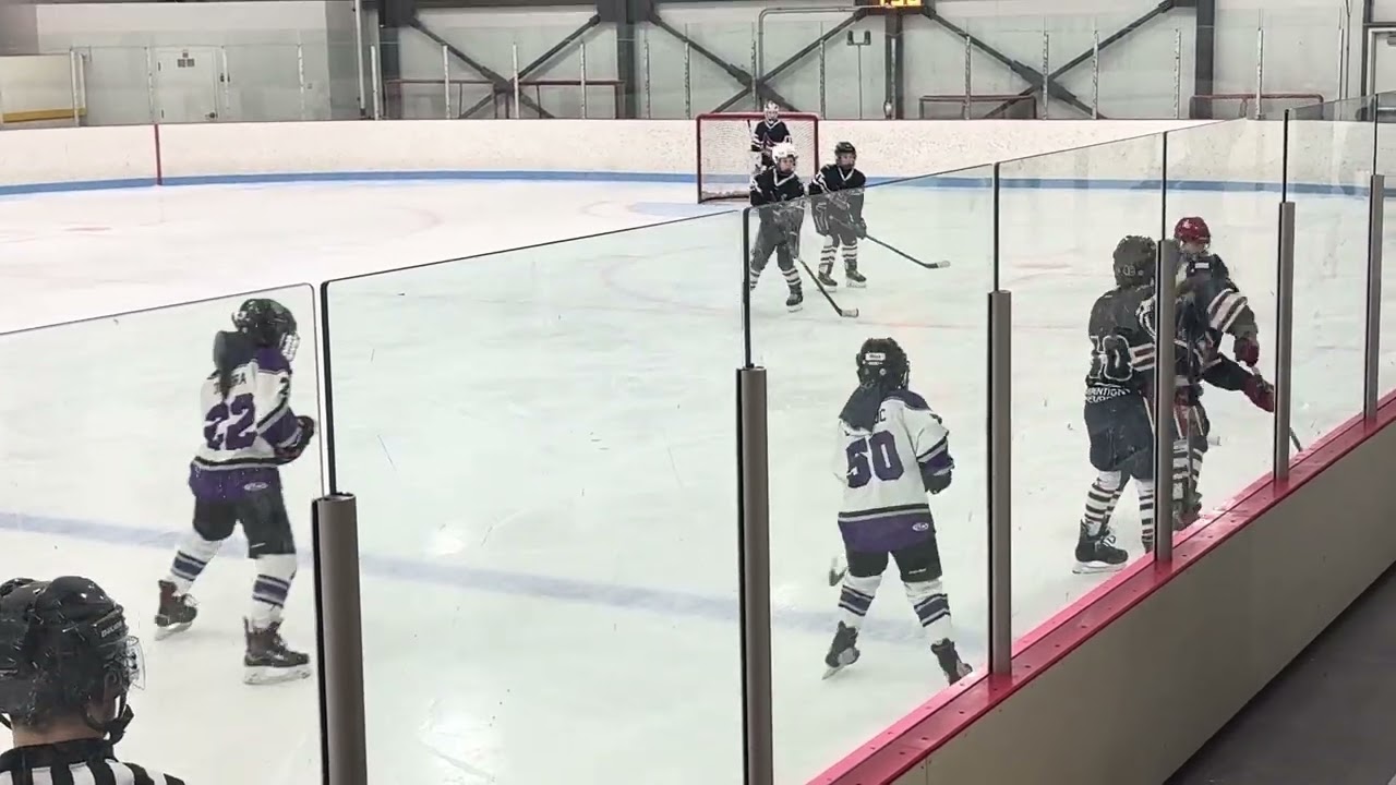 Hockey féminin Laval• M12 A F • AVALANCHES vs PIONNIÈRES 2 • 1-1 • Match officiel (7071) 