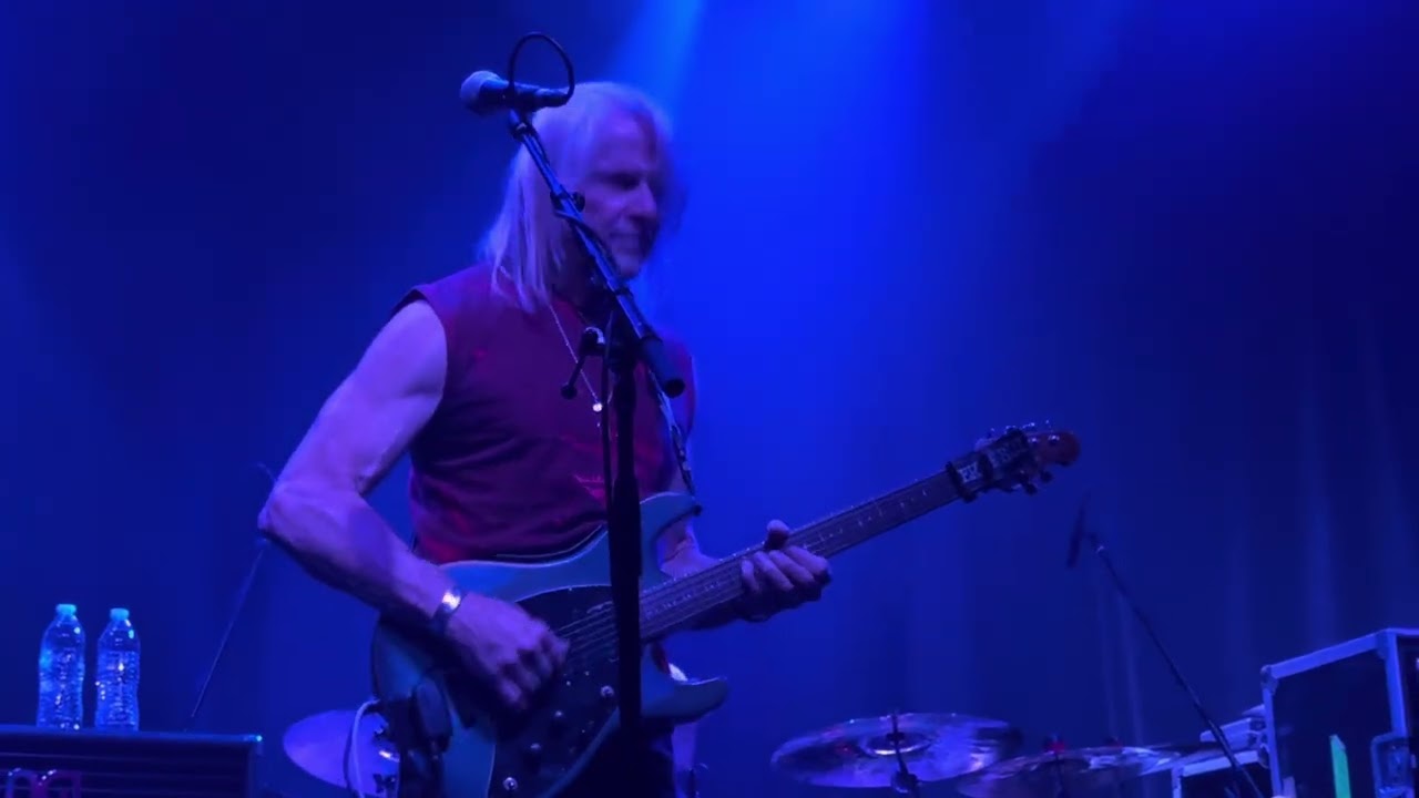 The Steve Morse Band “John Deere Letter” Headliners Music Hall-Louisville, Kentucky 10/9/2025