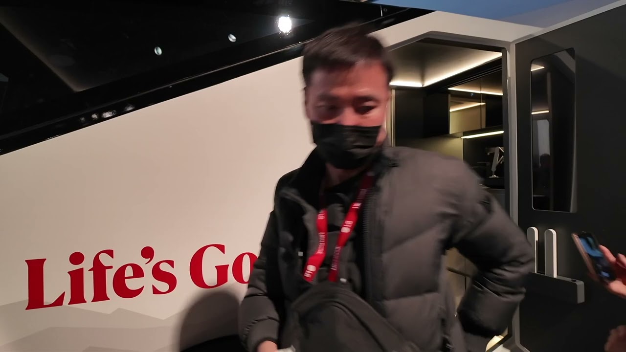 LG Bon Voyage camper at CES 2024
