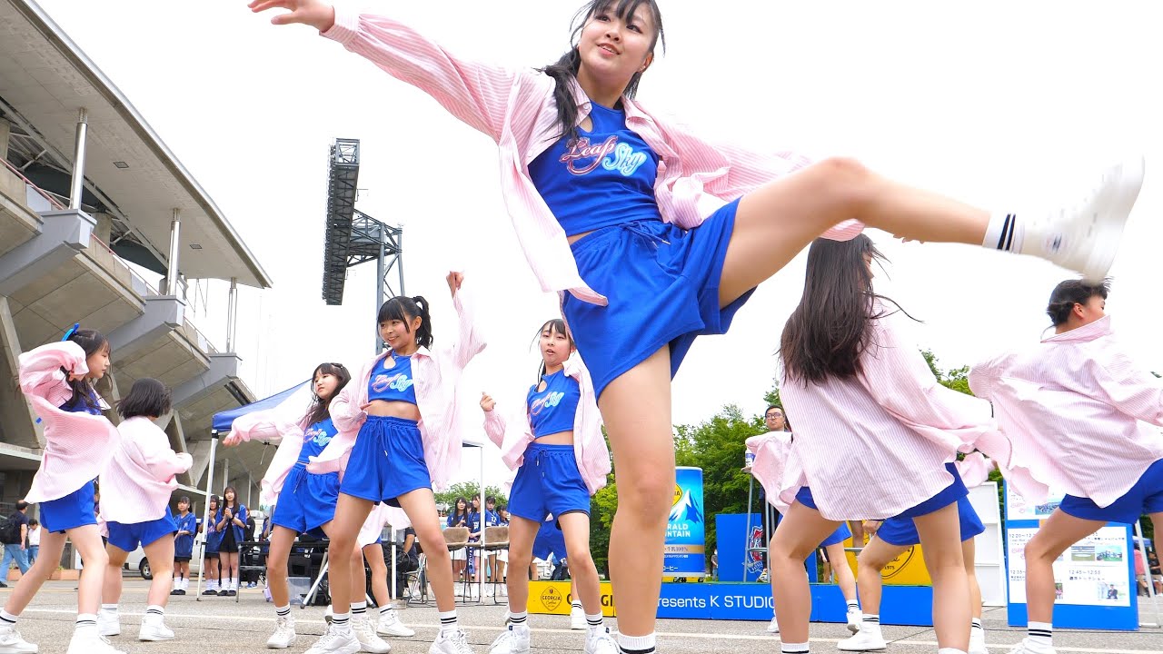 【チアダンス】【女子小中学生】Leap-Sky(リープスカイ) 「JUMP」(NiziU) カターレ富山 vs. 北海道コンサドーレ札幌 富山県総合運動公園 第2部 横動画 ズーム 2024年6月9日