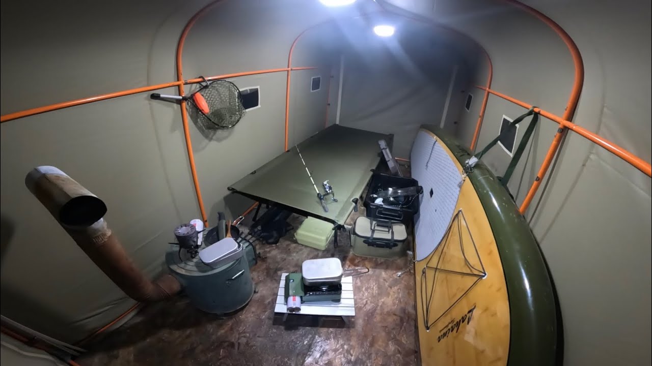 穏やかな湾で釣りして秘密基地で過ごしたよ！