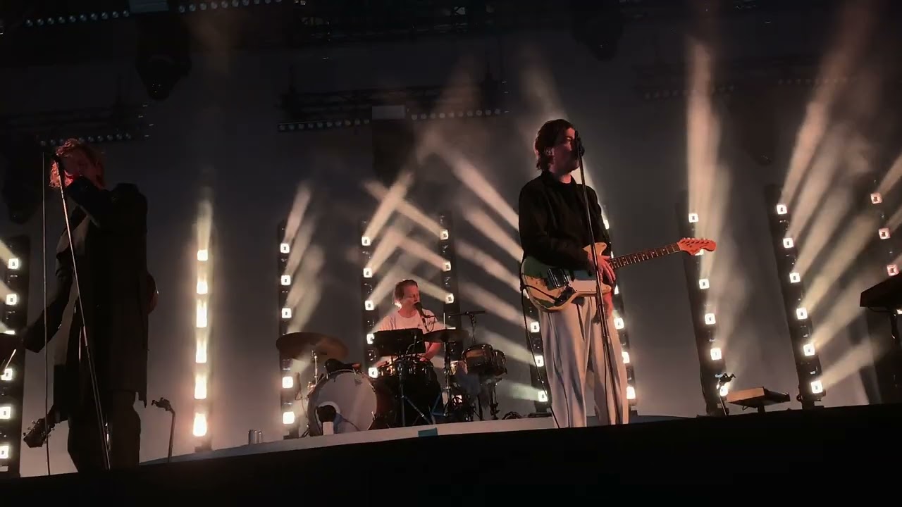 Balthazar - Hourglass [[Live at Dauwpop 27-05-2022]]