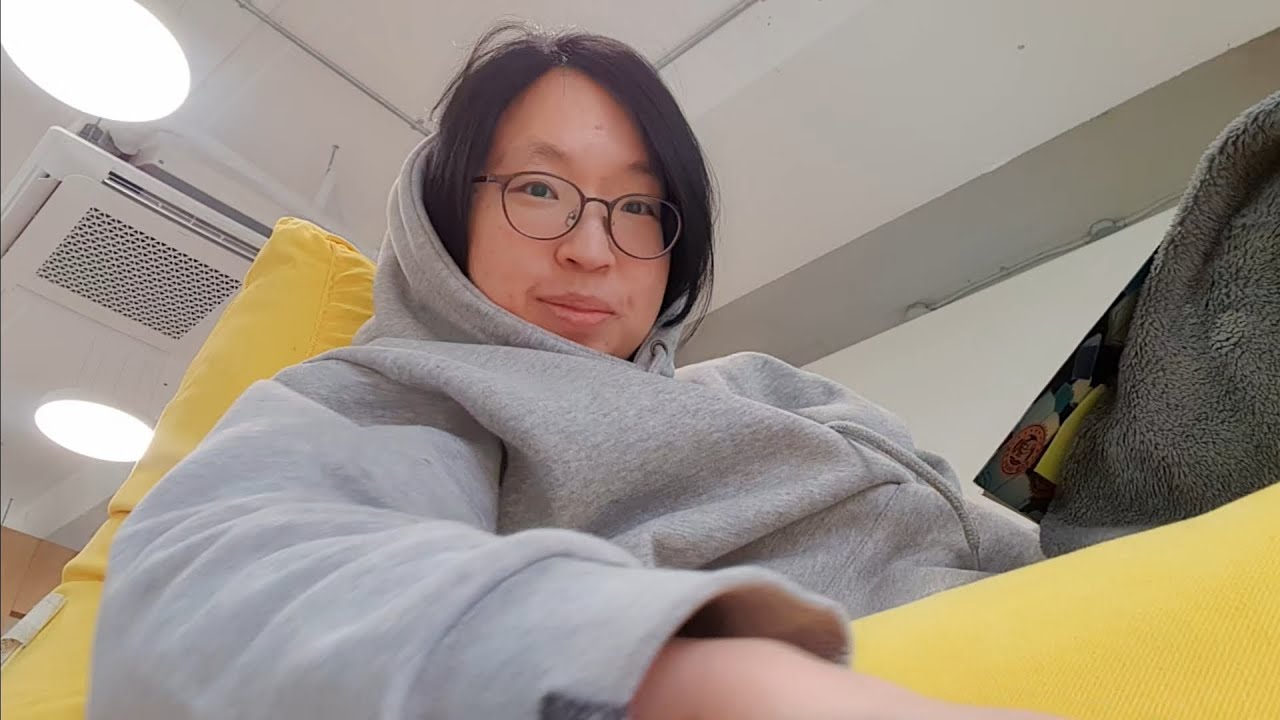 집밖에서 책읽기 260210-2 [책 사냥꾼들의 게임] 배부르고 궁디 따시고~~~ 조타^^♡
