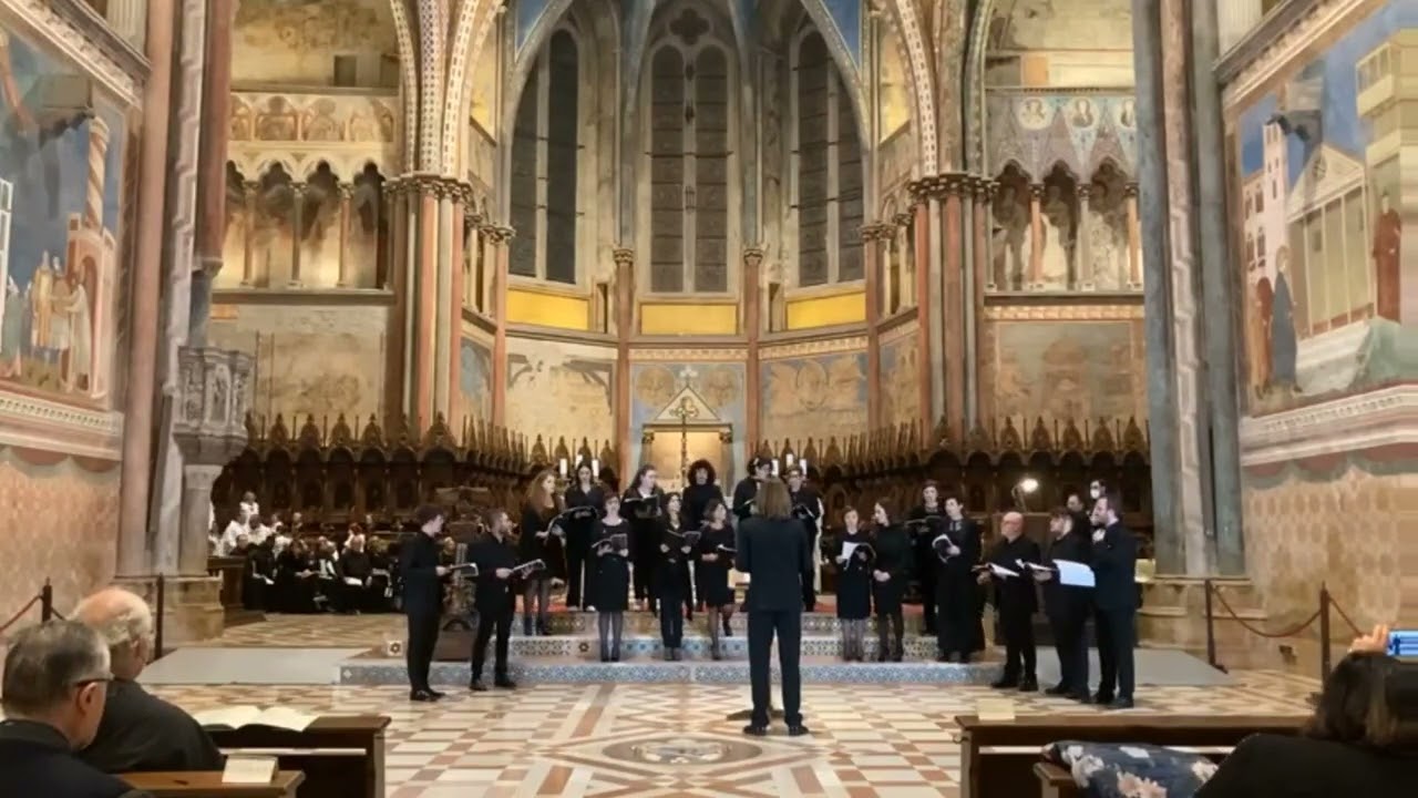 Assisi Rassegna Internazionale Pax Mundi 2022 - Coro Magnificat Barrafranca