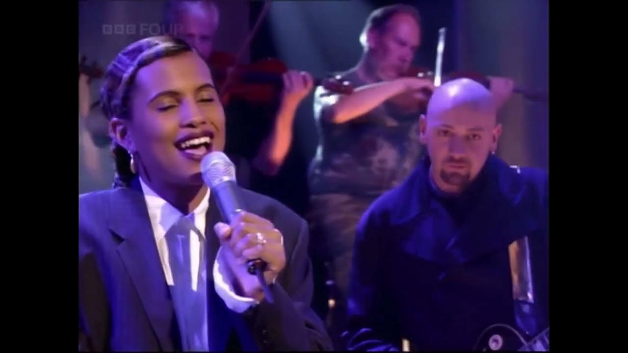 Neneh Cherry - Woman - TOTP - 2 August 1996