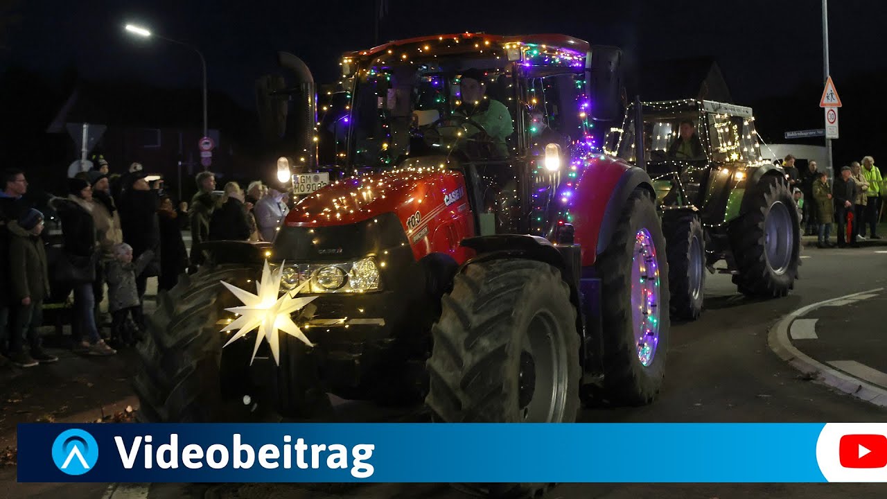 Trecker-Lichterfahrt durch Waldbröl