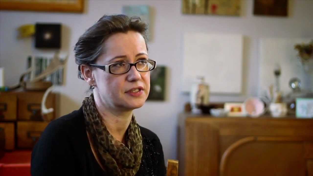 Natalia Zagorska-Thomas - textiles conservator