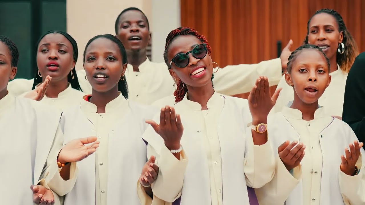 ABIJURU BARIRIMBA  by Chorale Inyange za Mariya ft Mani Martin