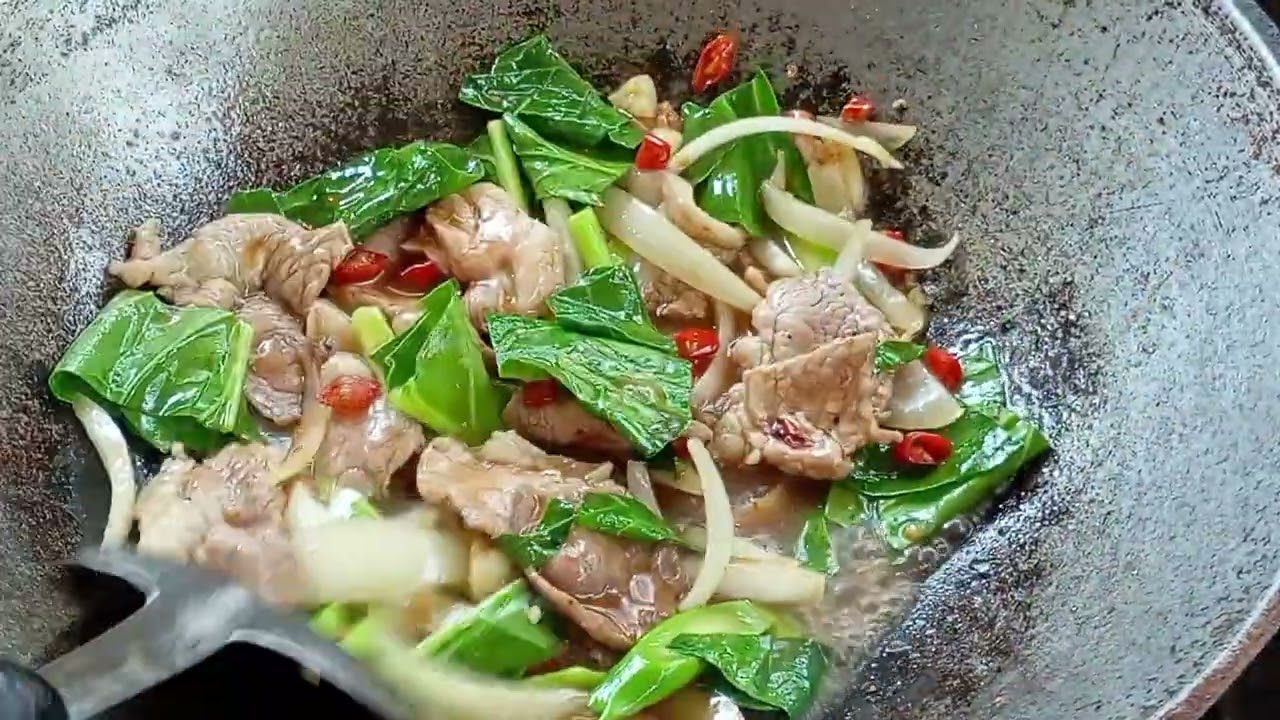 คะน้าผัดหมูสด#thaifood #food #cooking 
