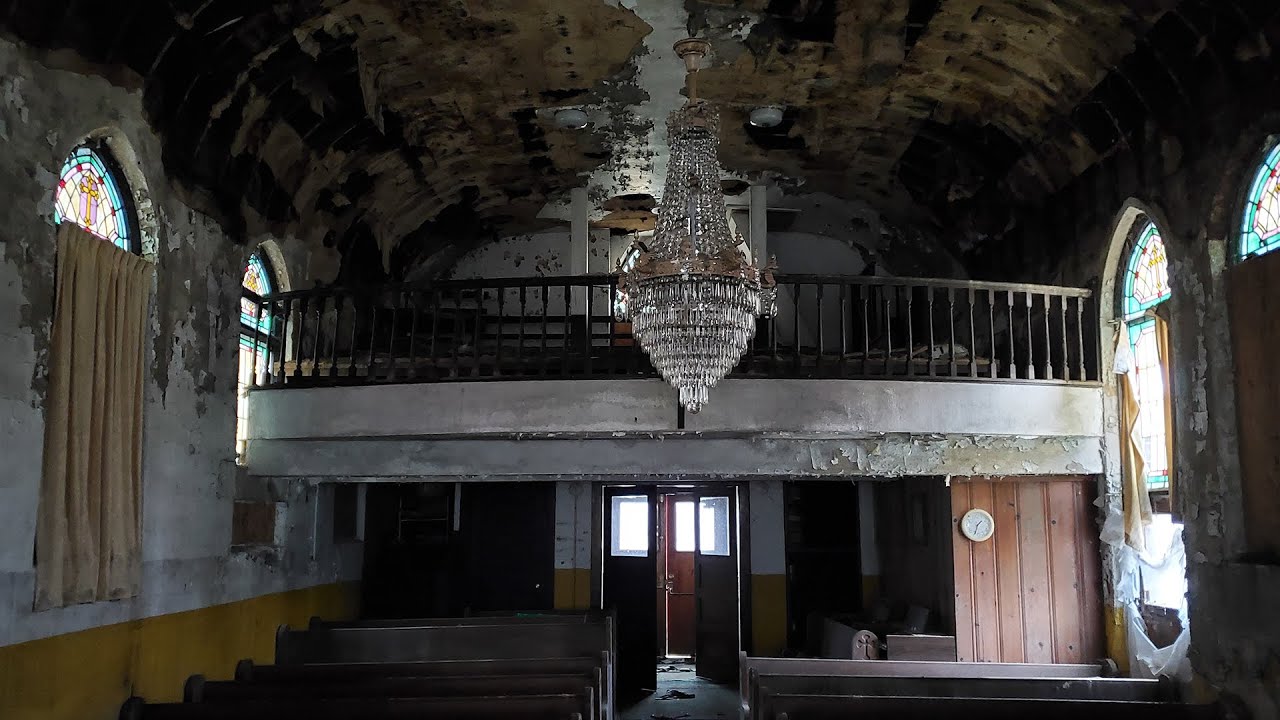 Sad Abandoned Church - Found Piano and Organ Inside