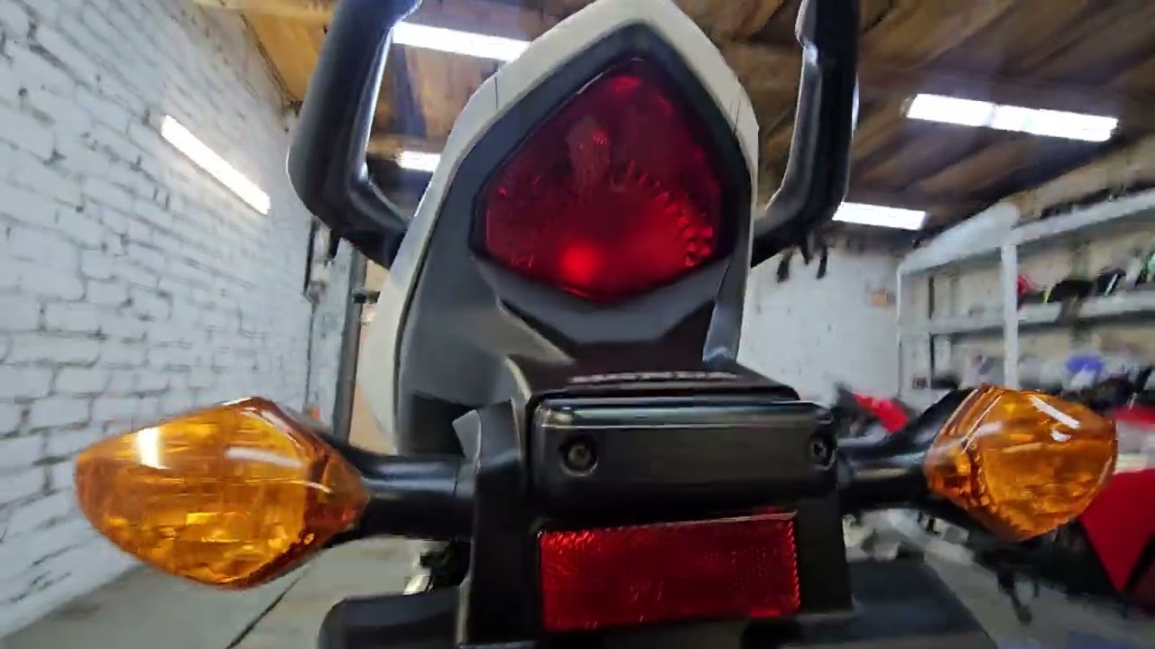 Honda CB400F 2013