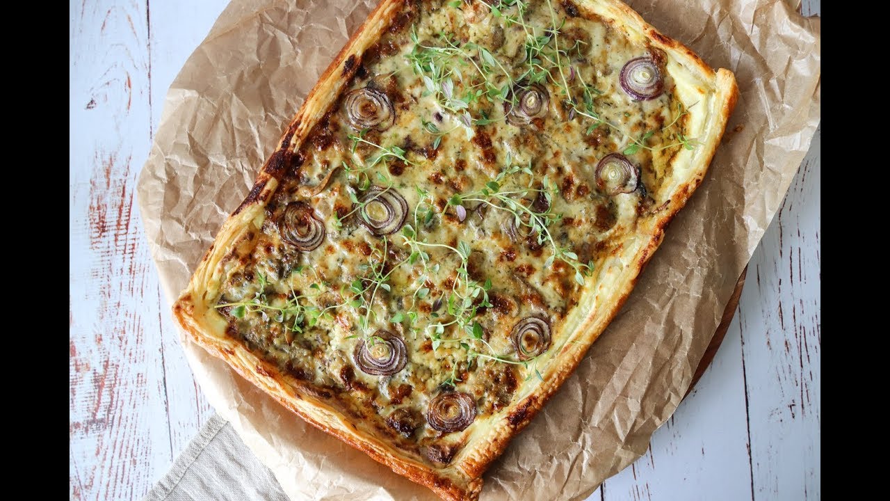 Cremet Champignontærte Med Flødeost Og Butterdej - Nem Tærte - One Kitchen DK