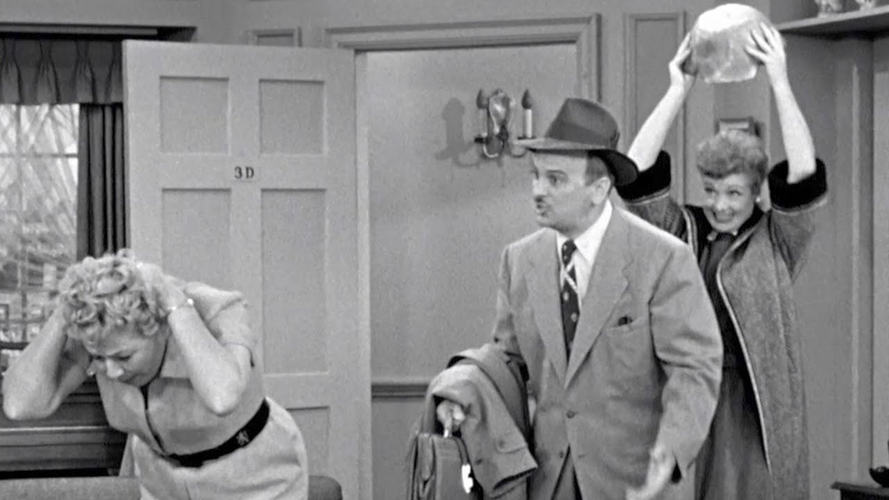Lucy Knocks Out a Talent Scout!