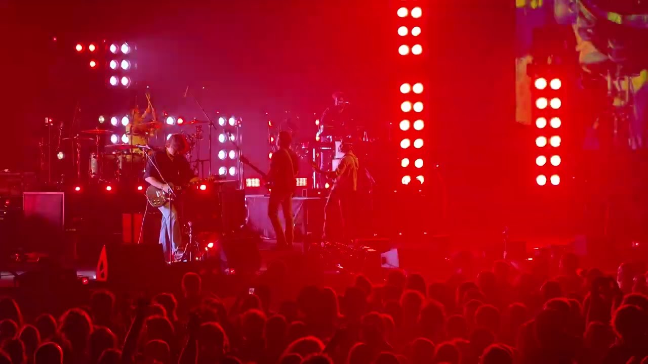 Kings of Leon - Black Thumbnail (Live in Paris, France 2025) 4K HD 60FPS