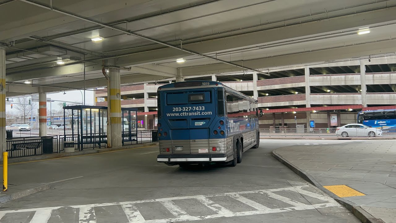 Ride on CTtransit 2010 Motor Coach Industries #1019 on route 971 White plains Express