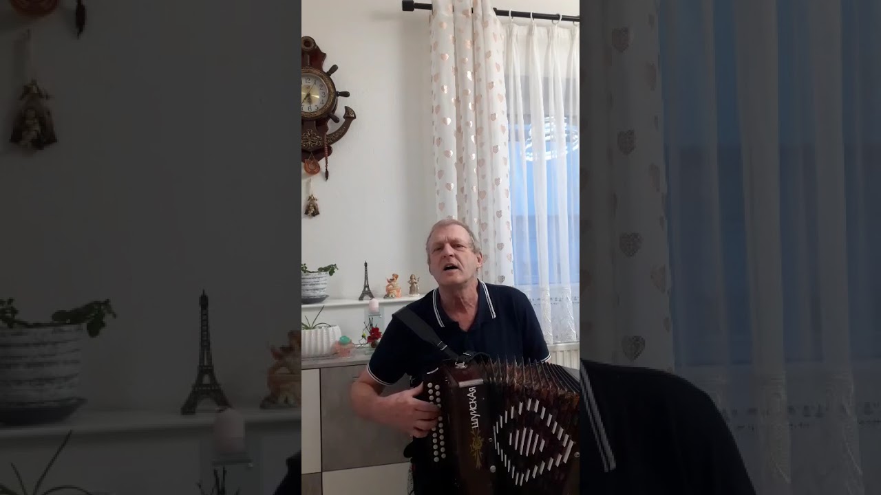 А жизнь моя течёт и катится.(кавер)