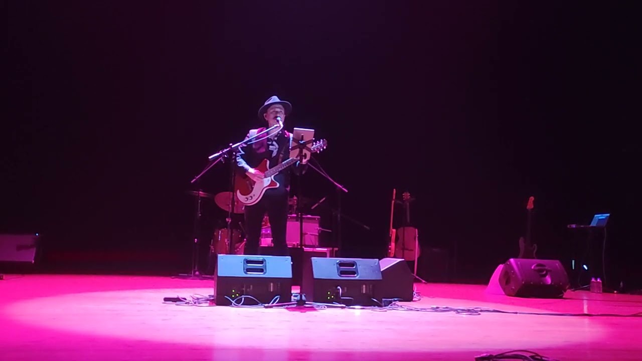 Redd - Nefes Bile Almadan (canlı performans)