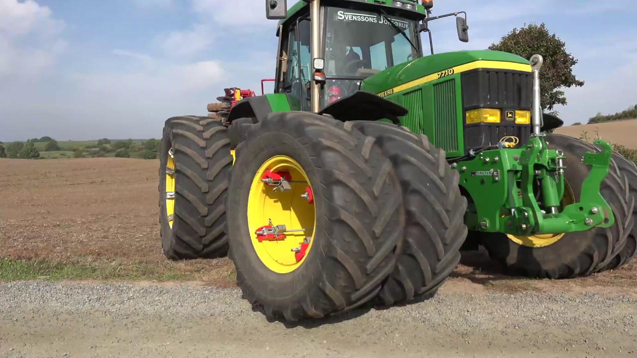 The workhorse – John Deere 7710!