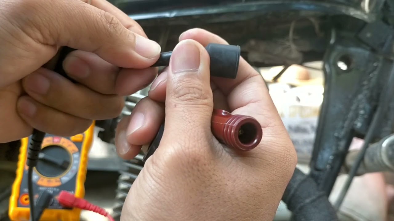 Bakit kailangang palitan ang Spark plug cap? || Huwag hayaan na masira ang spark plug mo