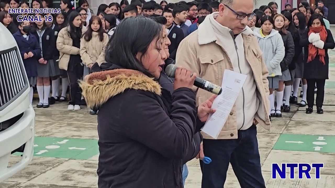 Secundaria 5 de Mayo de 1862 Adquiere Autobús