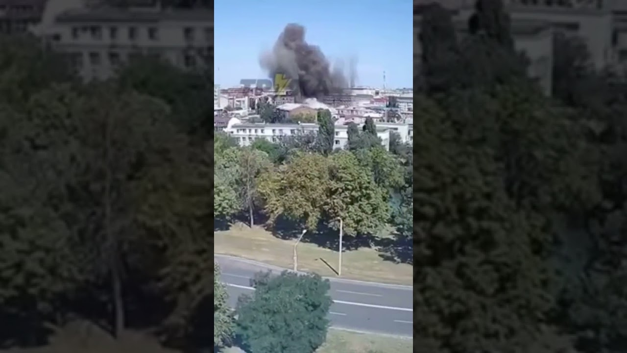 Video of a Russian missile strike in Kharkiv today. Probably an Iskander-M. #shorts