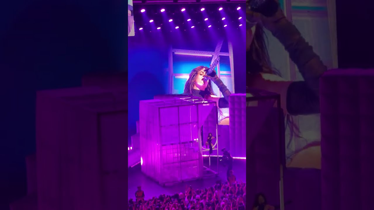 4K|CAMILA CABELLO- Yours, C World Tour live in London (8 JULY 2025) #london #concert #camilacabello 