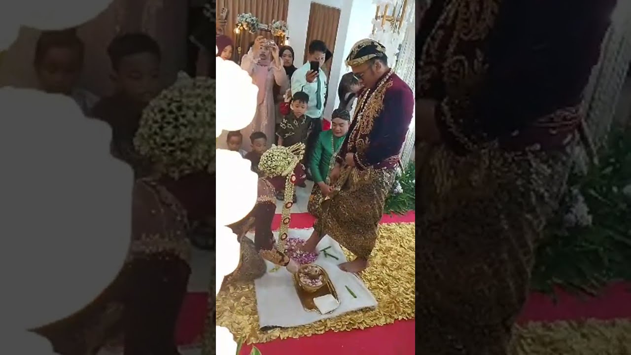 Saiful anwar sedang live sekarang!