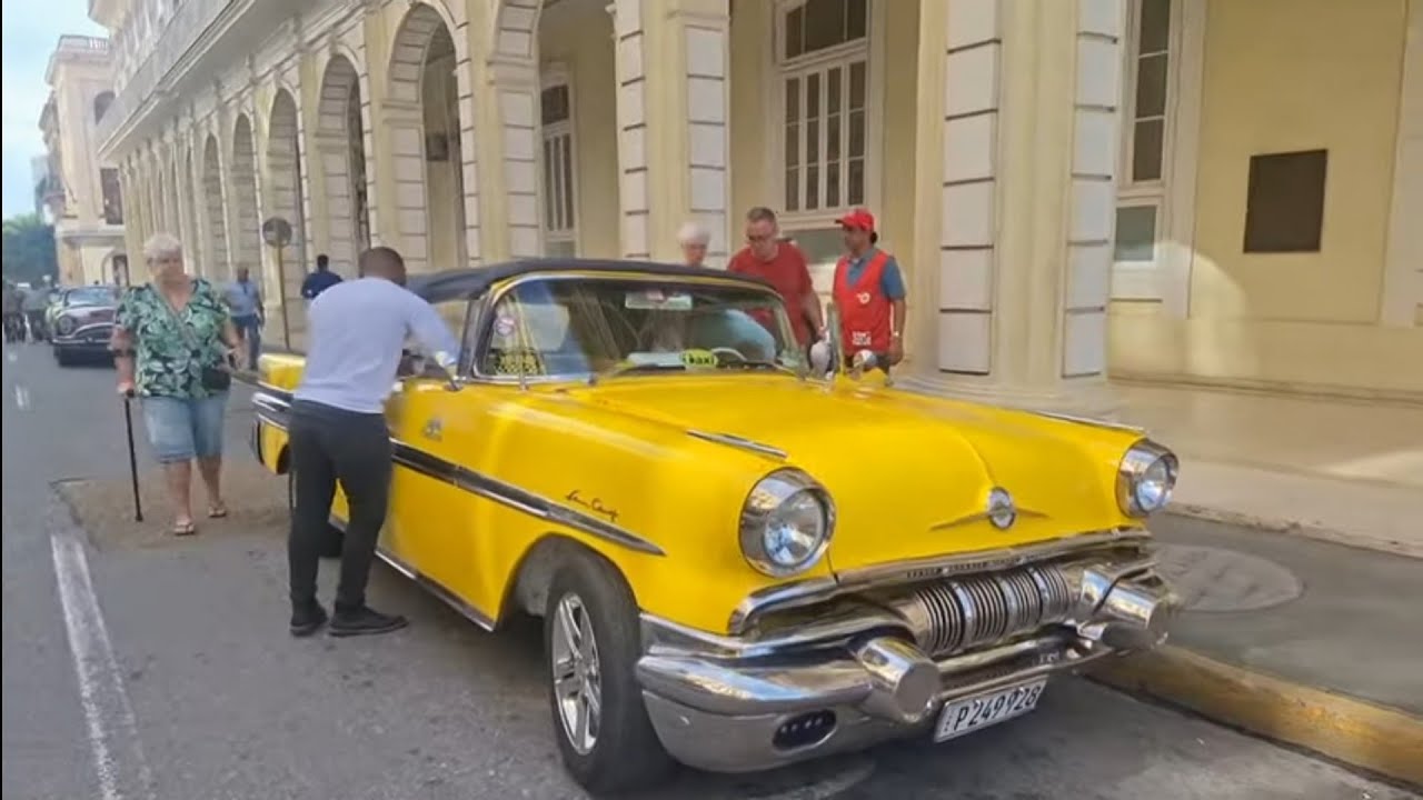Quieres caminar conmigo por la Habana Vieja?Parte12/Walking through the streets of Havana