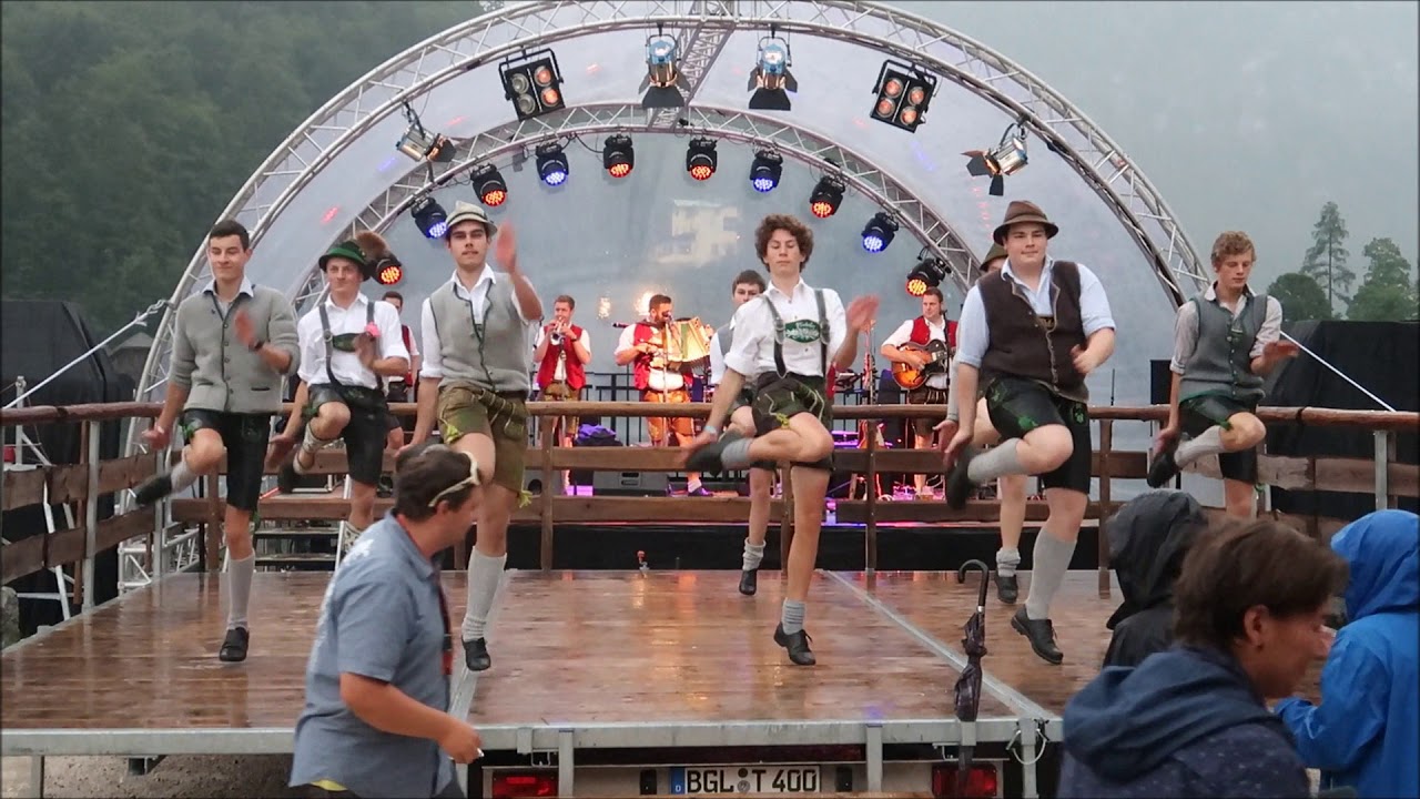 WSV-Seefest Königssee 2019 - Schuhplattler im Regen