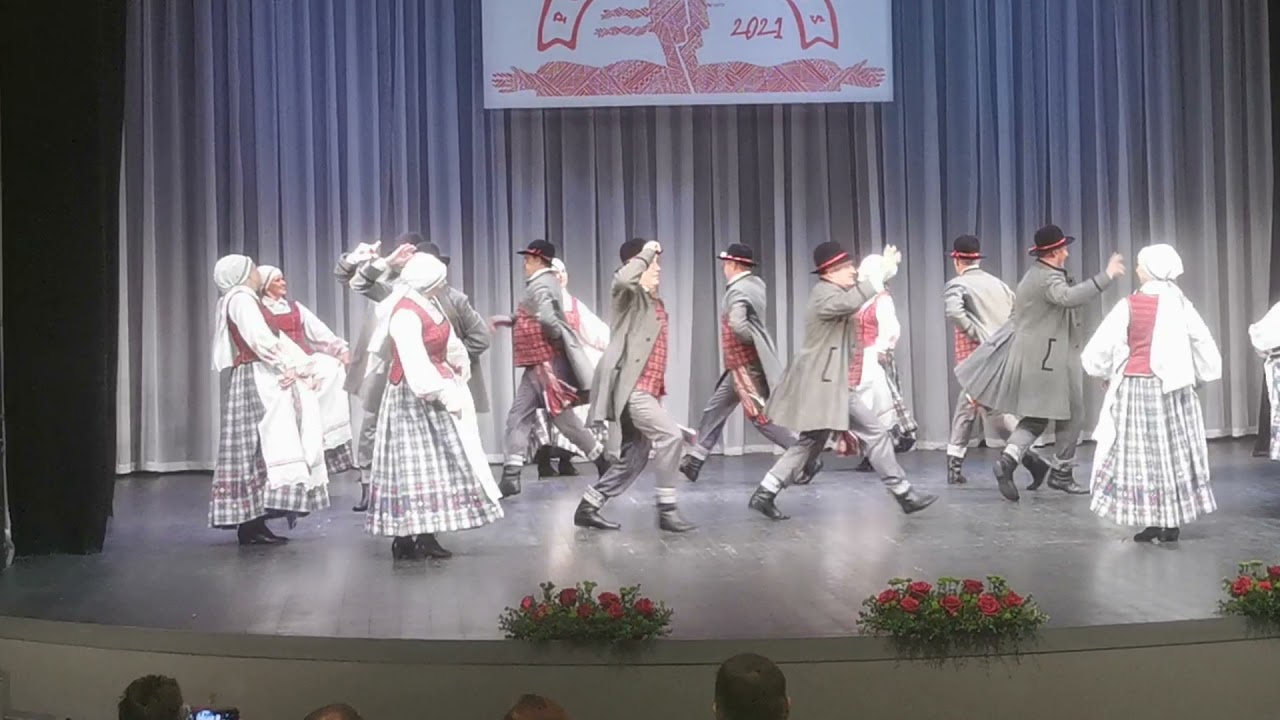 Suaugusiųjų liaudiškų šokių kolektyvų konkursinio festivalio „Pora už poros“ šokis GASPADORIŲ POLKA
