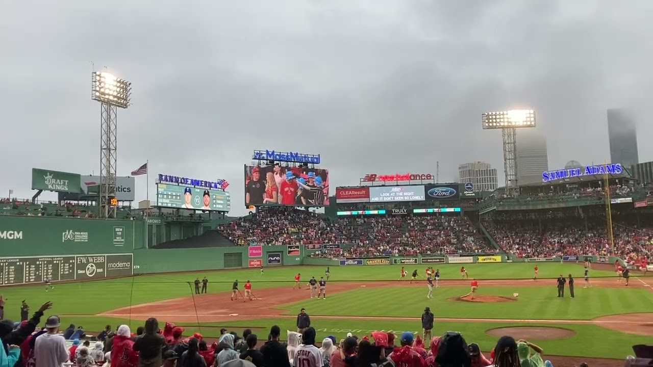 Boston Red Sox - 